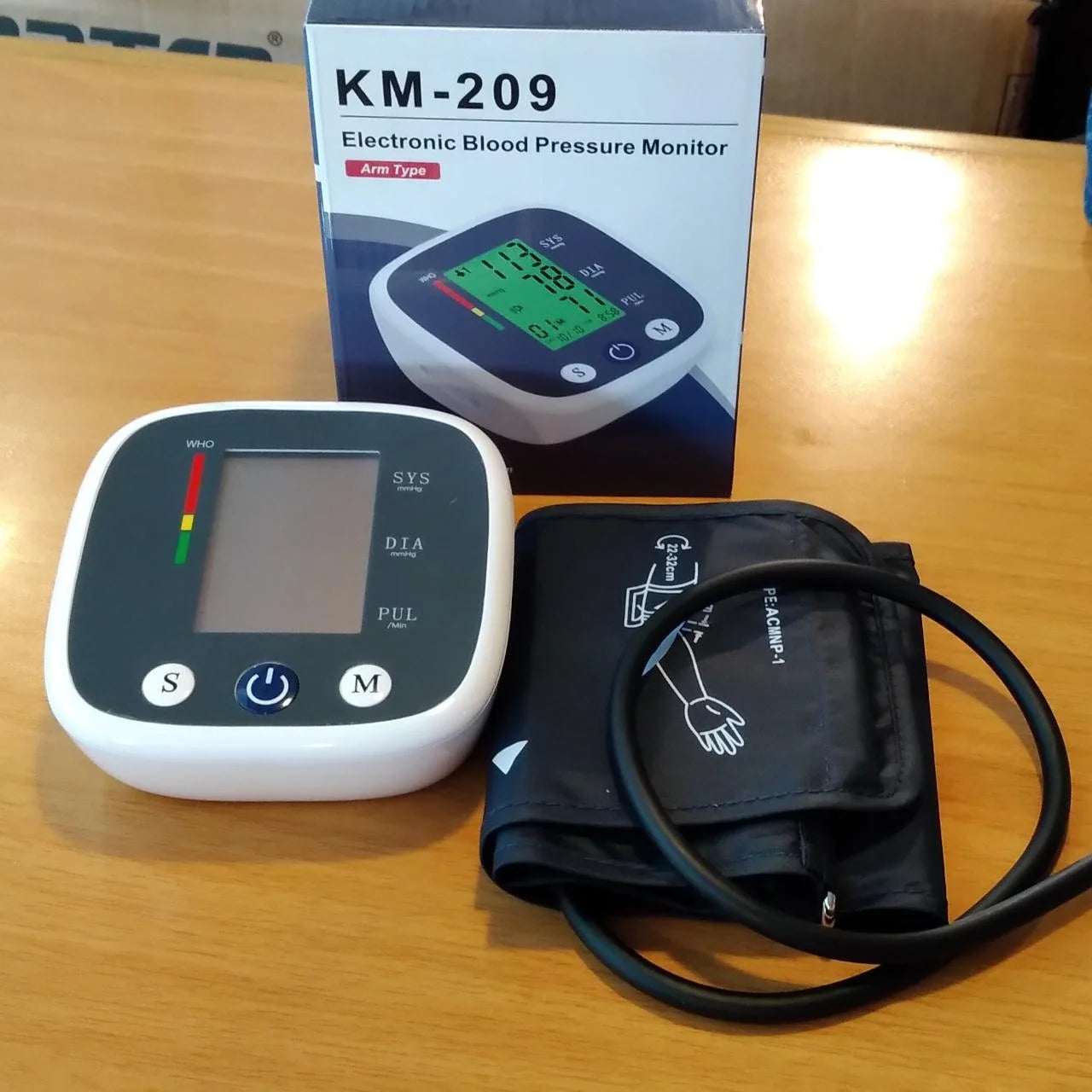 Otomatik Dijital Lcd Elektronik Tansiyon Aleti Kol Tipi Km-209 Akıllı Basınç Sistemi