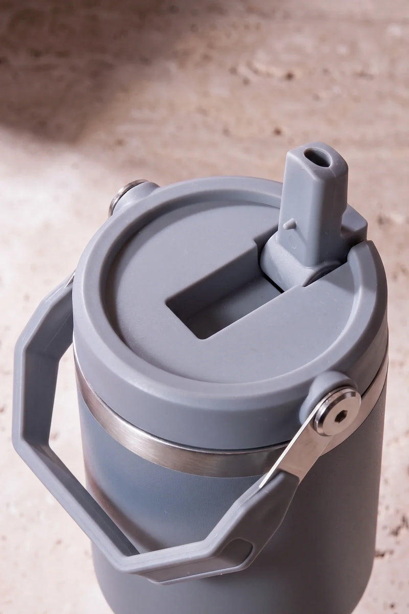 900 ml Taşıma Kulplu Paslanmaz Çelik Termos Mug Bardak