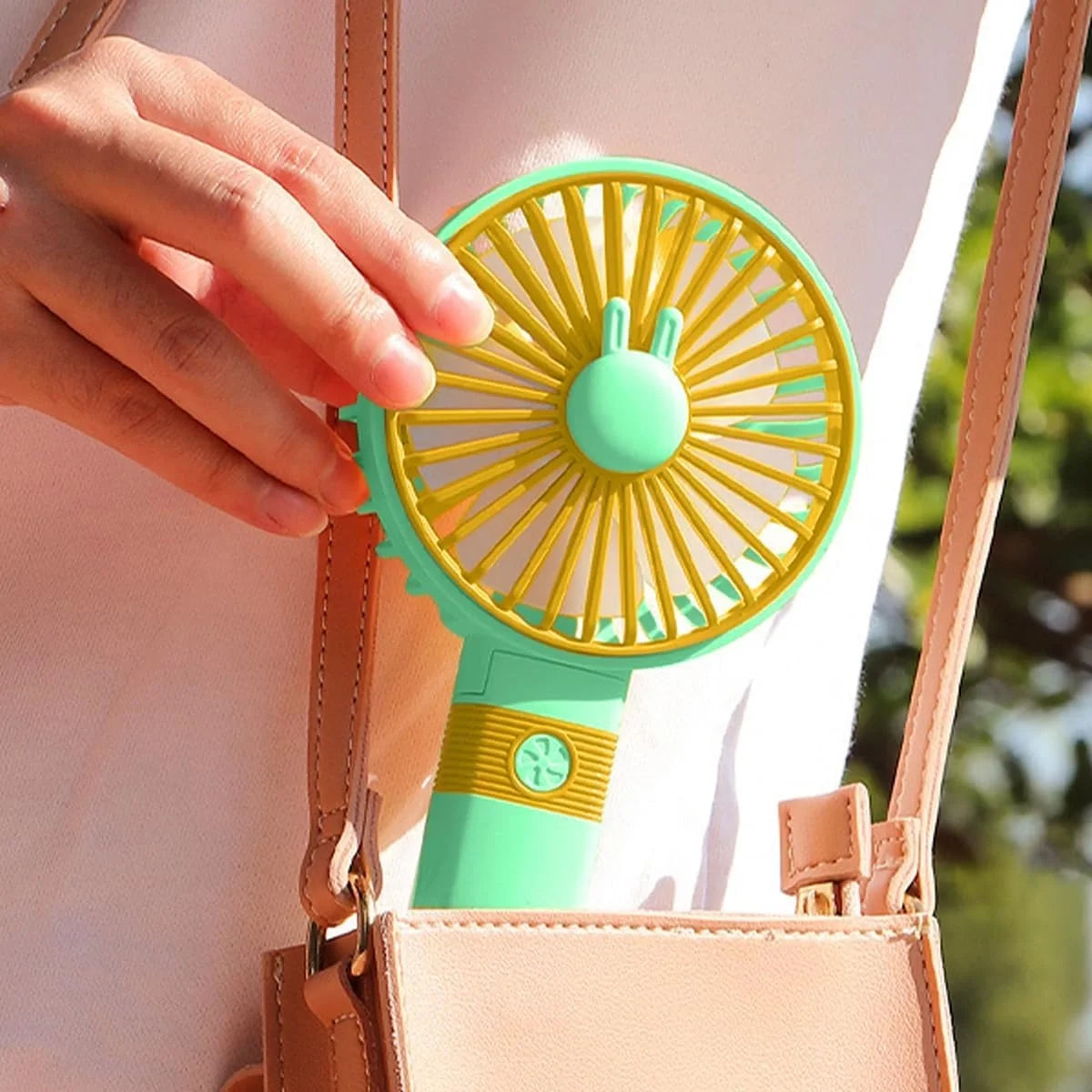 El Tipi Mini Fan Ve Taşınabilir Masaüstü Sq 2195