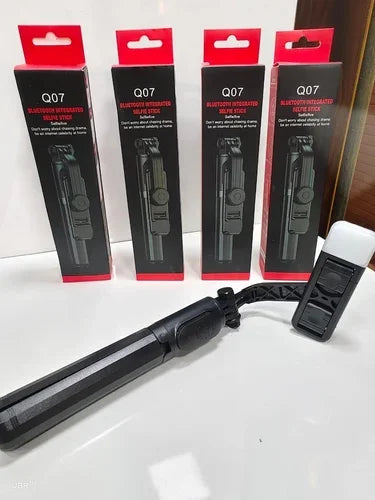 Universal Q07 6 Inç Halka Işık Taşınabilir Bluetooth Selfie Stick Tripod